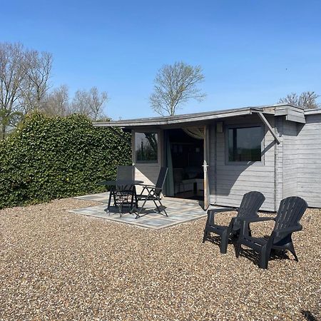 Logeerboerderij De Salix Villa Hitzum Eksteriør billede